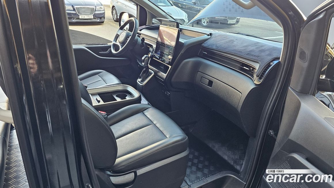 Hyundai Staria 2022