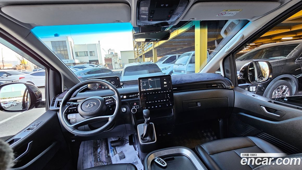 Hyundai Staria 2022