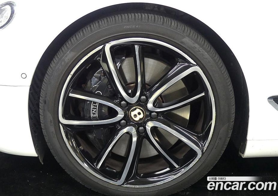 Bentley Continental 2020