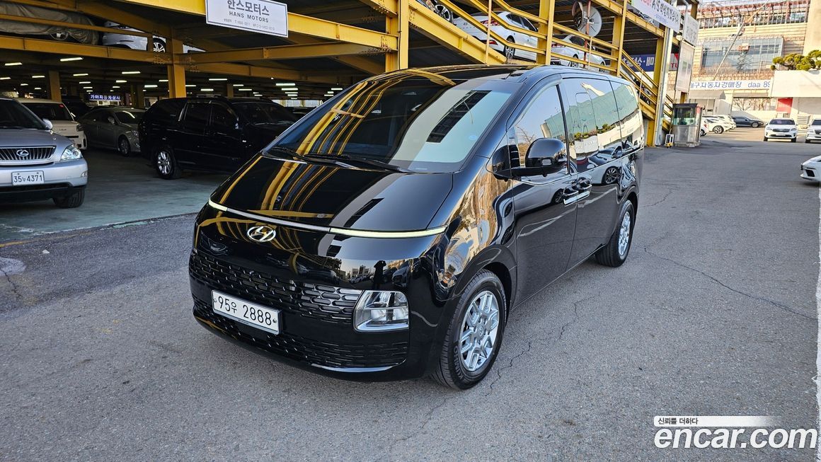Hyundai Staria 2022