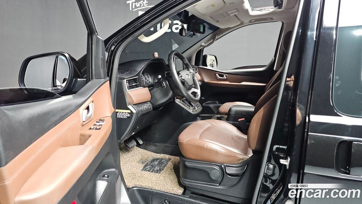 Hyundai Starex 2019