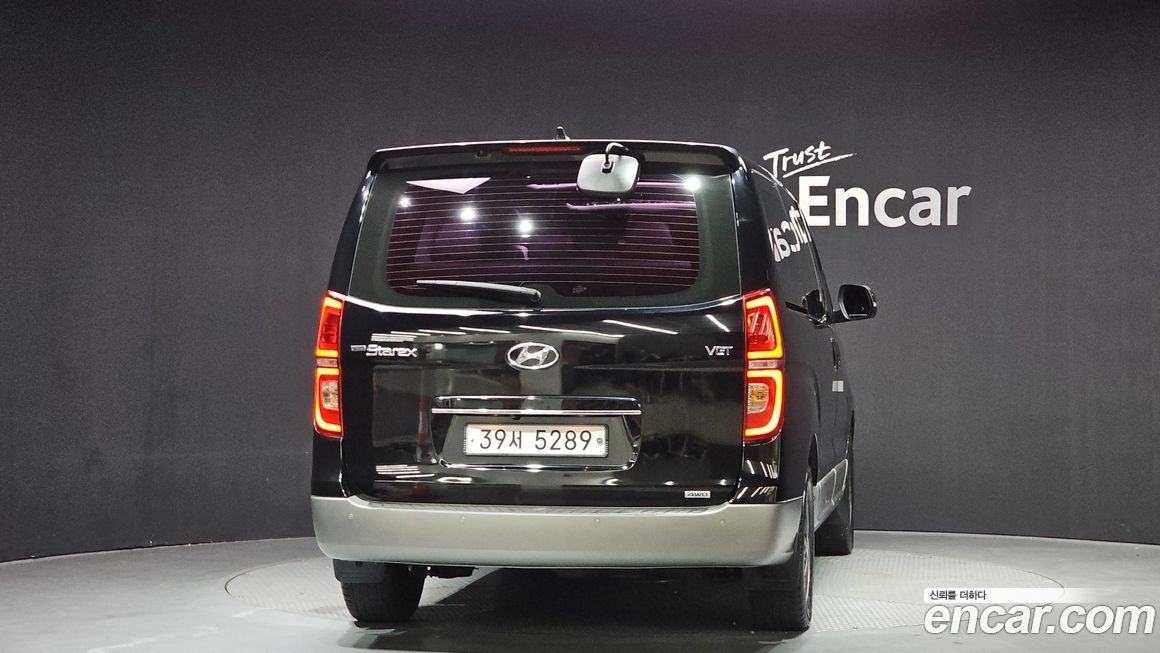 Hyundai Starex 2019