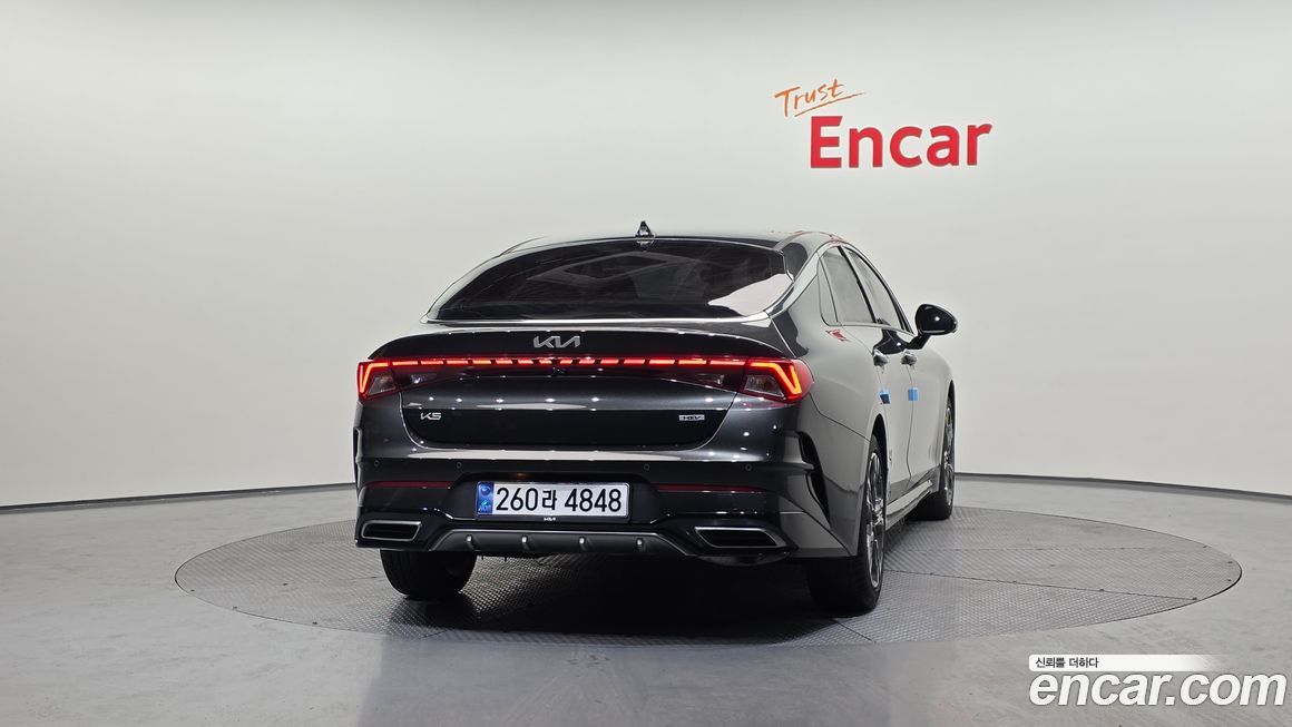Kia K5 2023