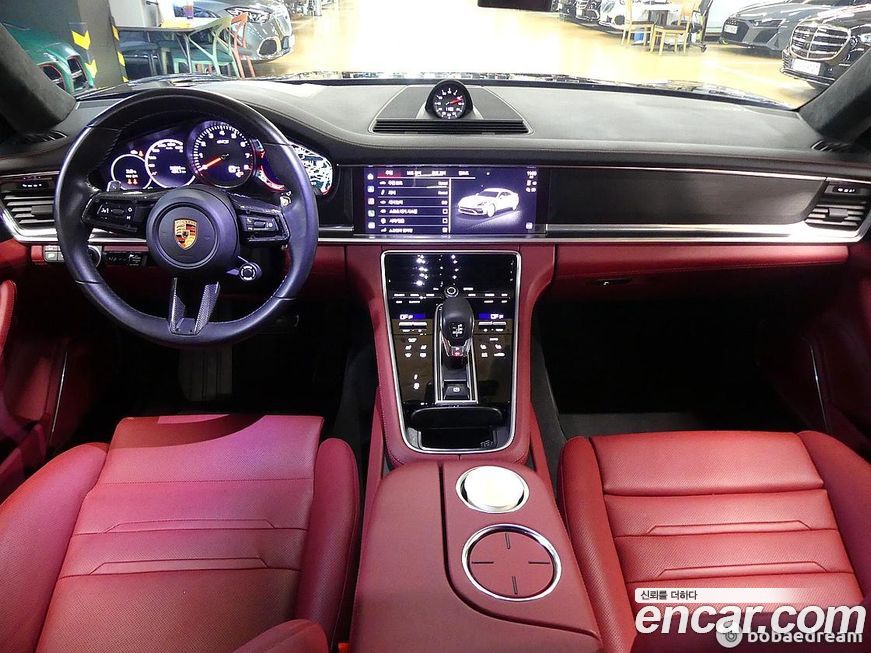 Porsche Panamera 2023