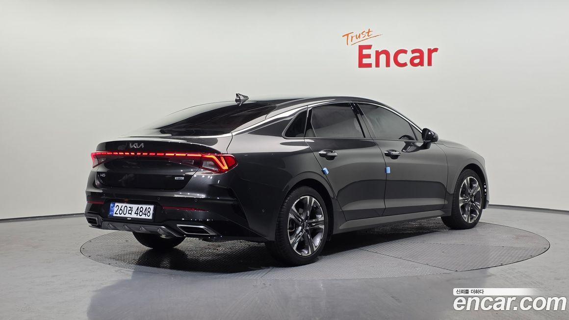 Kia K5 2023