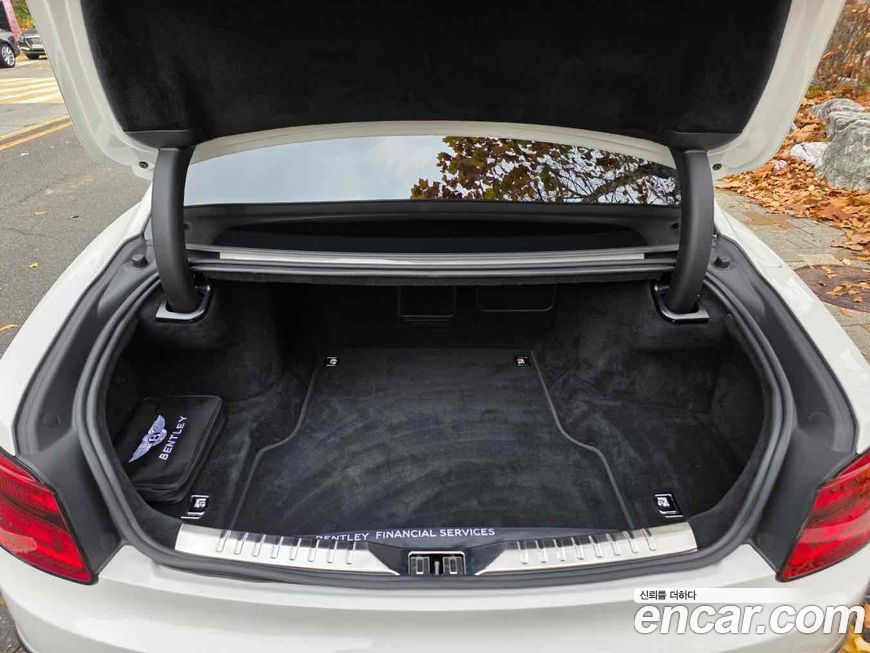 Bentley Flying Spur 2023