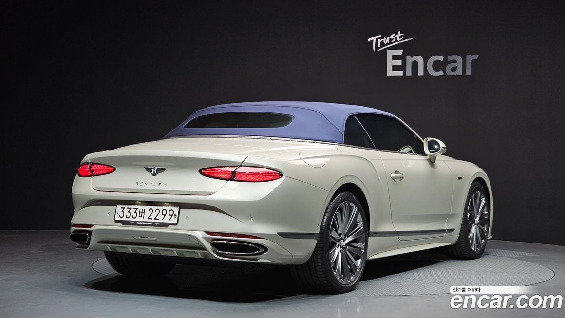 Bentley Continental 2025