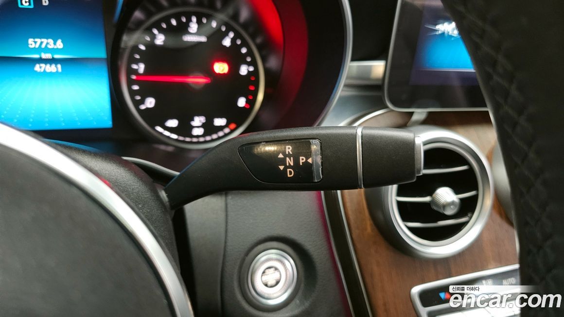 Mercedes-Benz C-Class 2019