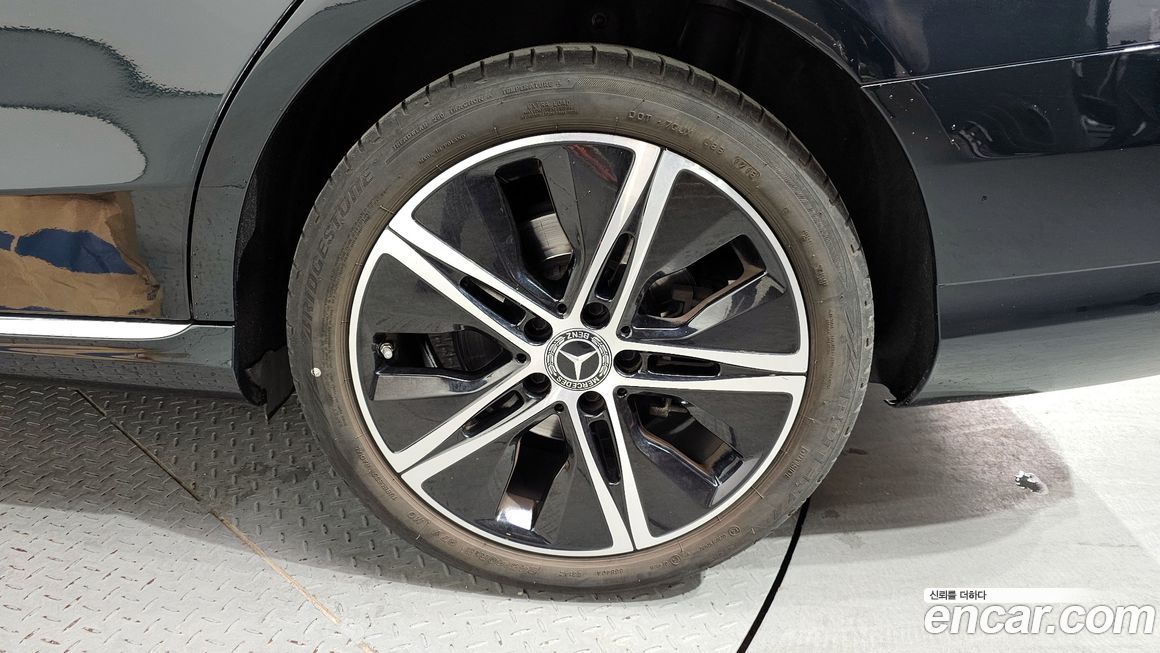 Mercedes-Benz C-Class 2019