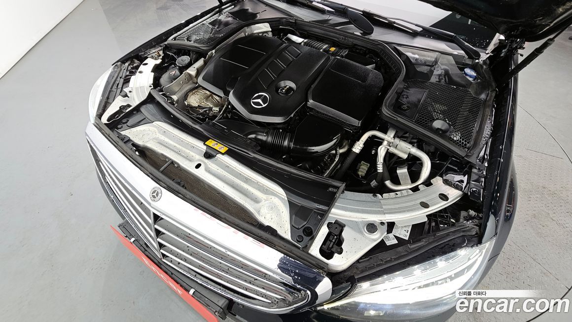 Mercedes-Benz C-Class 2019