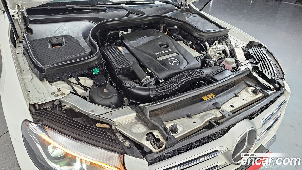 Mercedes-Benz GLC-Class 2019