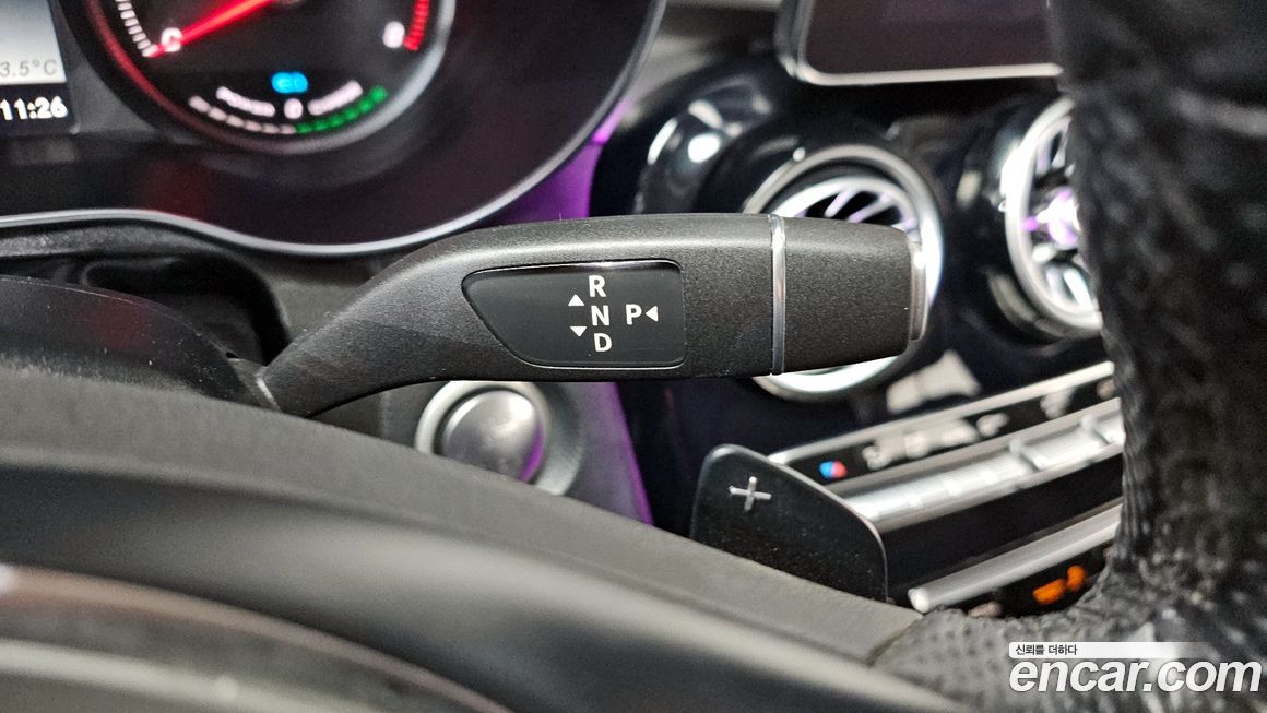 Mercedes-Benz GLC-Class 2019