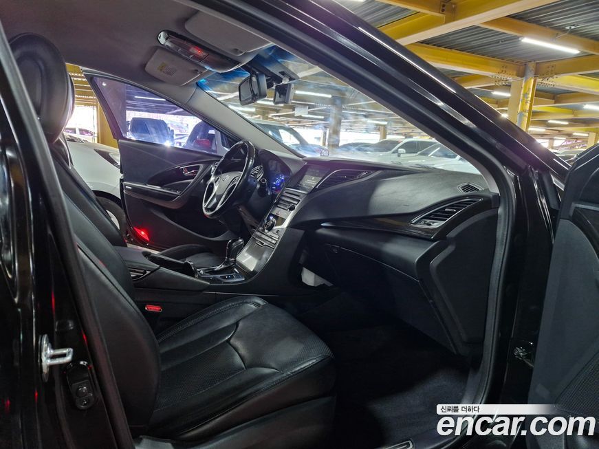 Hyundai Grandeur 2016