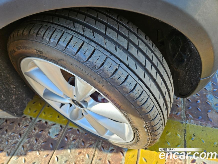 Mini Cooper Convertible 2012