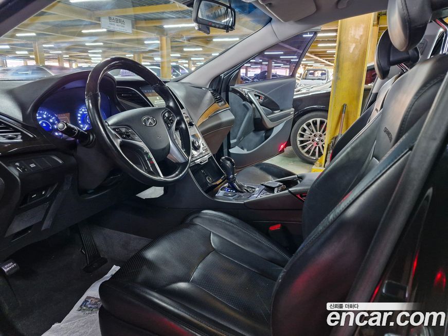 Hyundai Grandeur 2016