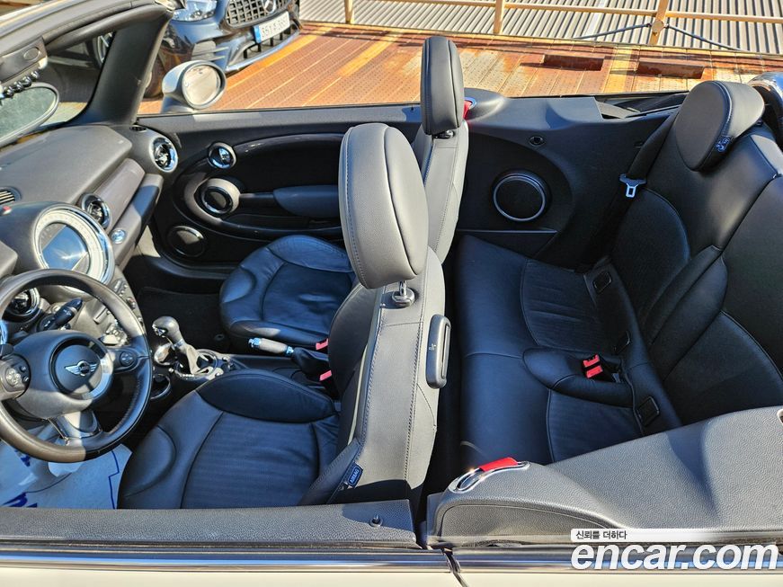 Mini Cooper Convertible 2012