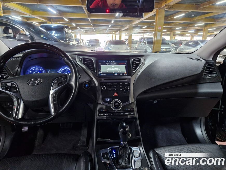 Hyundai Grandeur 2016