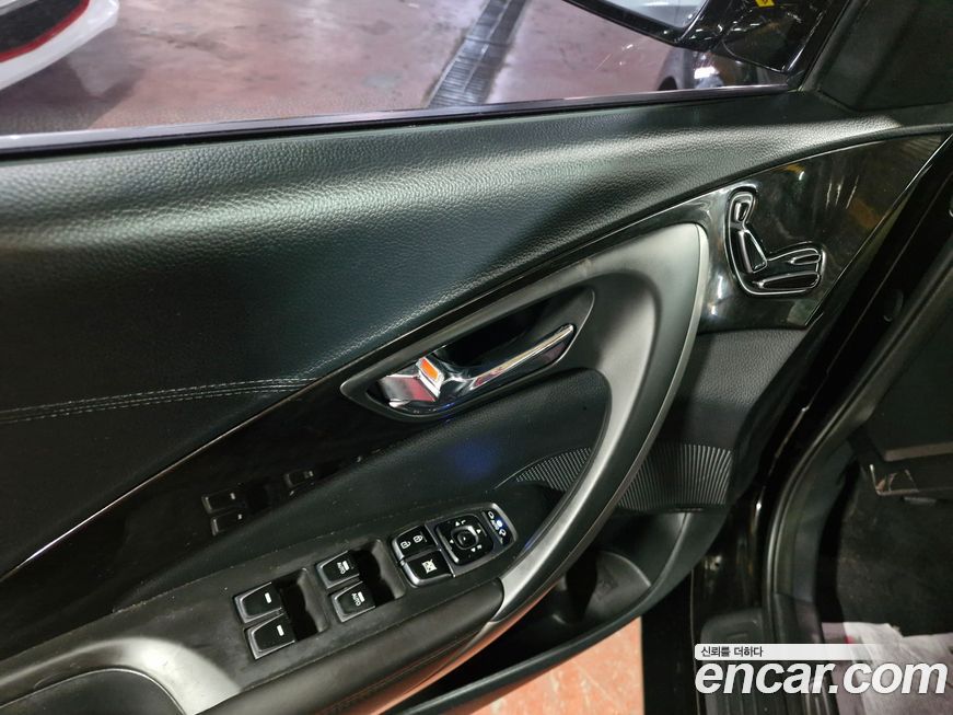 Hyundai Grandeur 2016