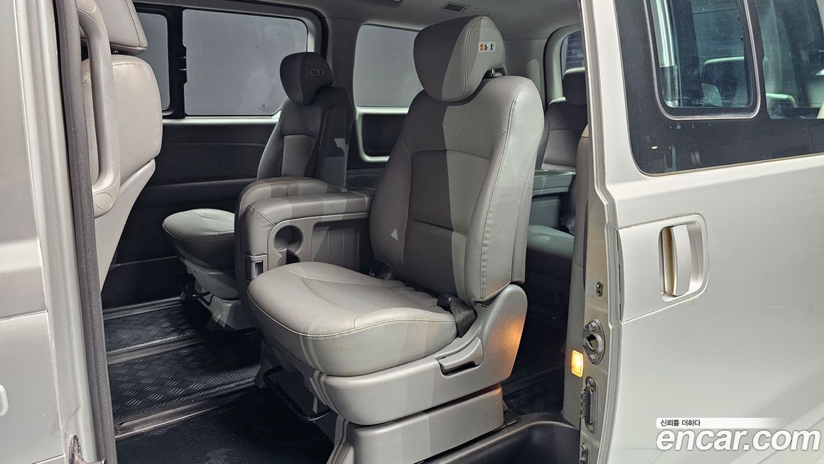 Hyundai Starex 2015