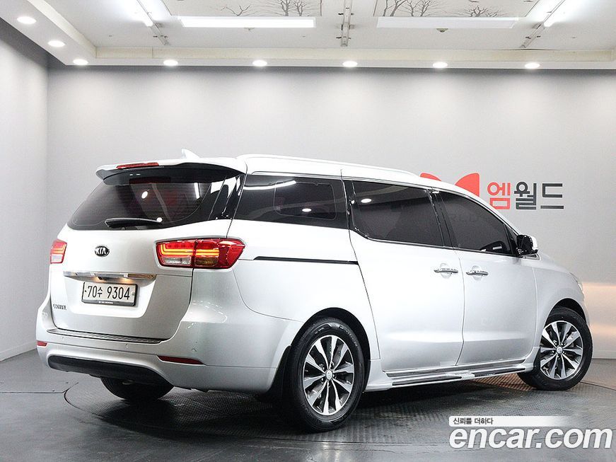 Kia Canival 2017