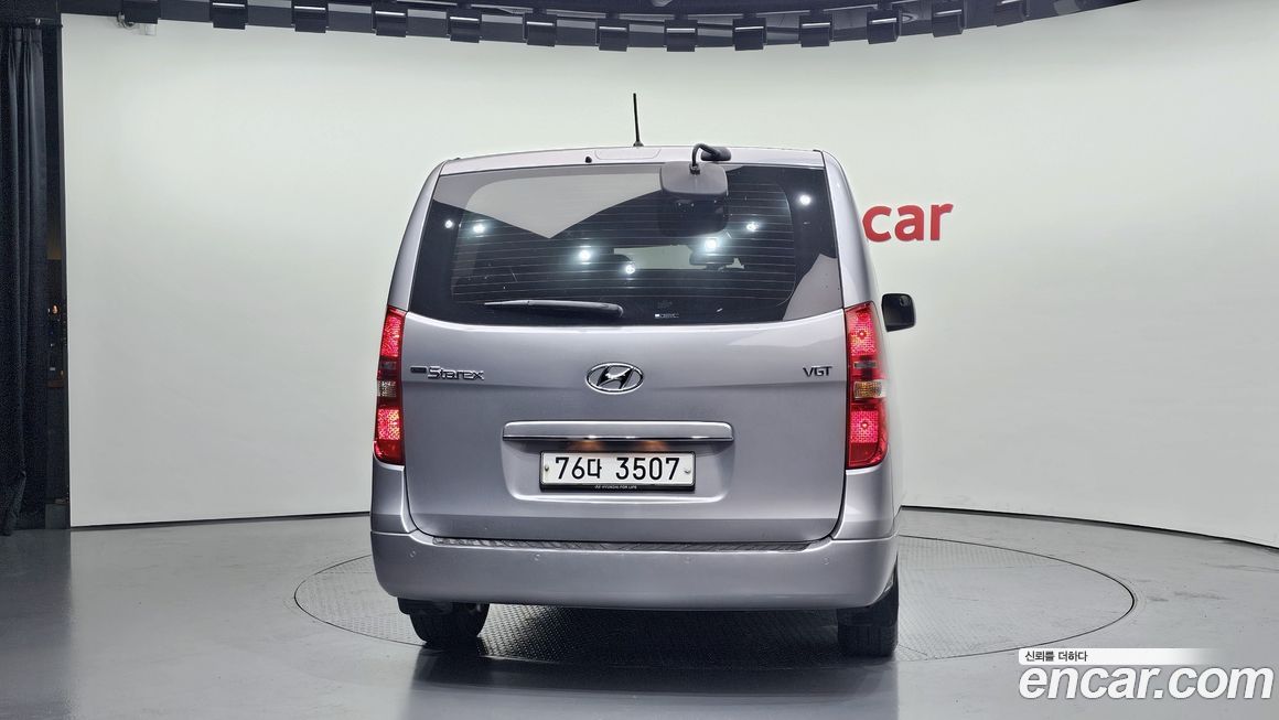 Hyundai Starex 2019