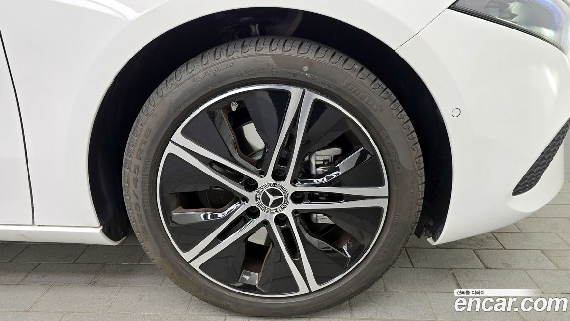 Mercedes-Benz A-Class 2025