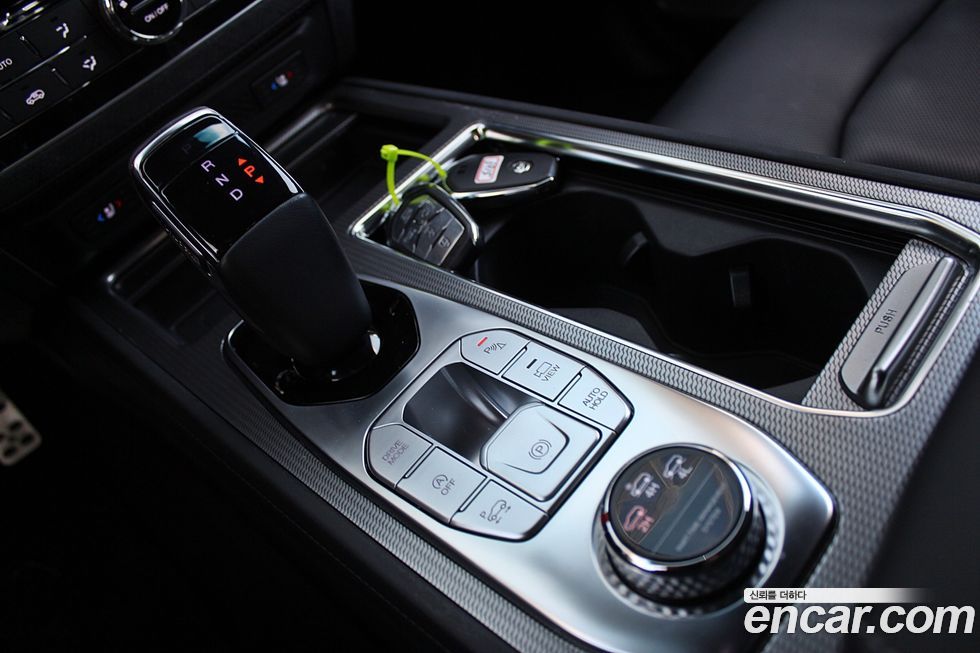 KG_Mobility_Ssangyong Rexton 2021