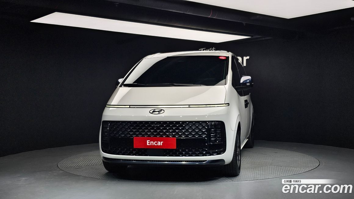 Hyundai Staria 2024