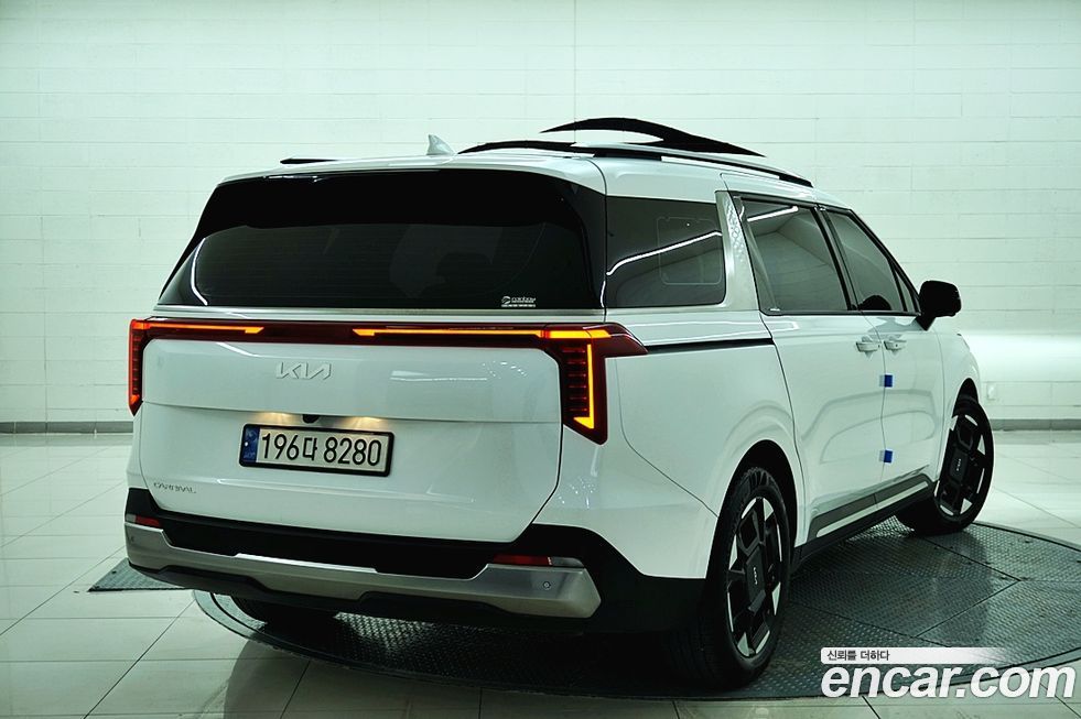 Kia Canival 2024