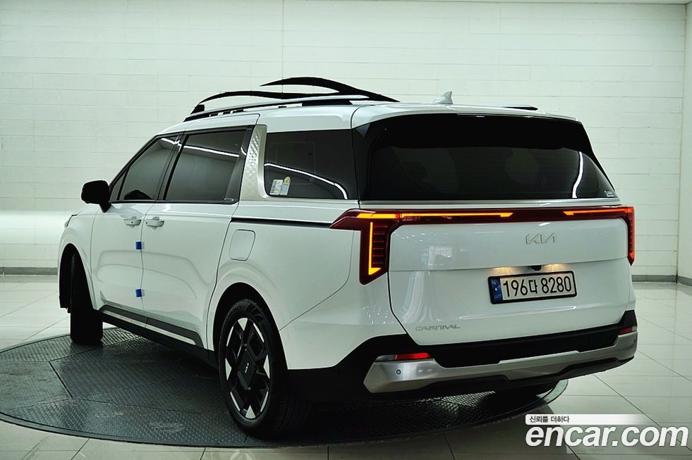 Kia Canival 2024