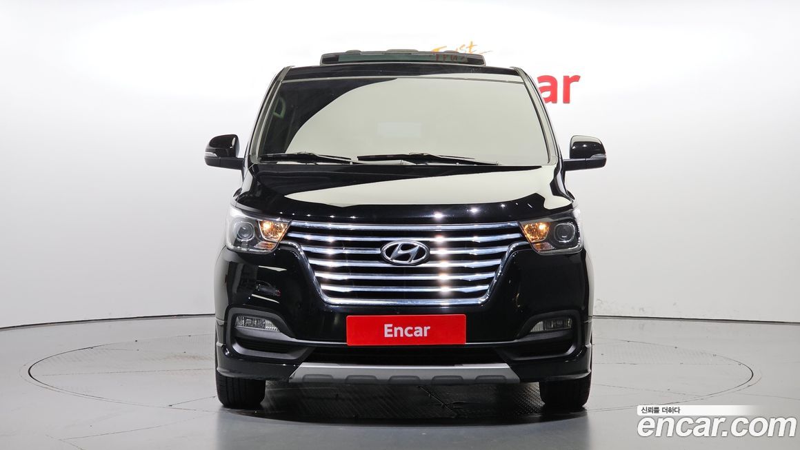 Hyundai Starex 2019