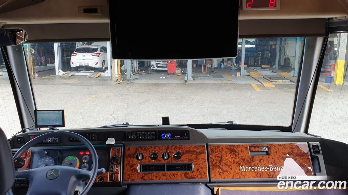 Mercedes-Benz Others 2004