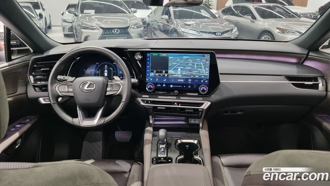 Lexus RX 2025