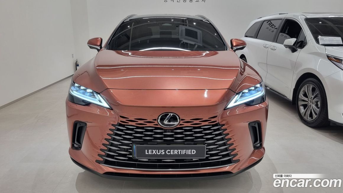 Lexus RX 2025