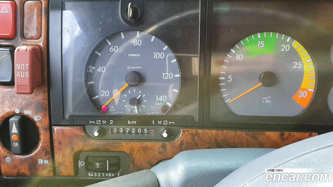 Mercedes-Benz Others 2004