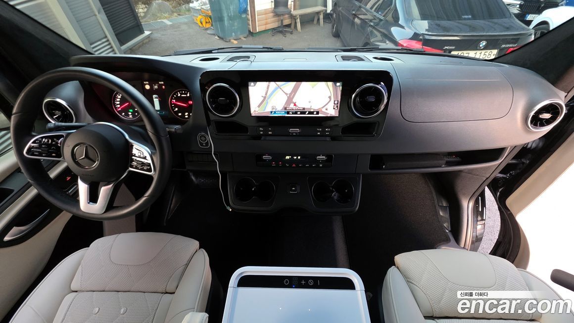 Mercedes-Benz Sprinter 2024