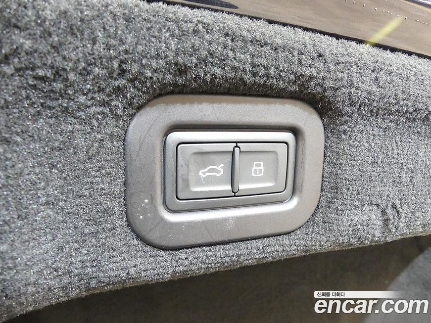 Bentley Flying Spur 2023