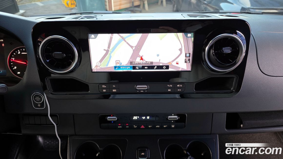 Mercedes-Benz Sprinter 2024