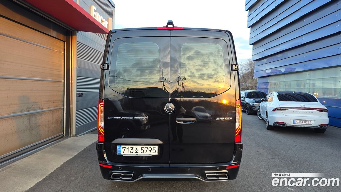 Mercedes-Benz Sprinter 2024