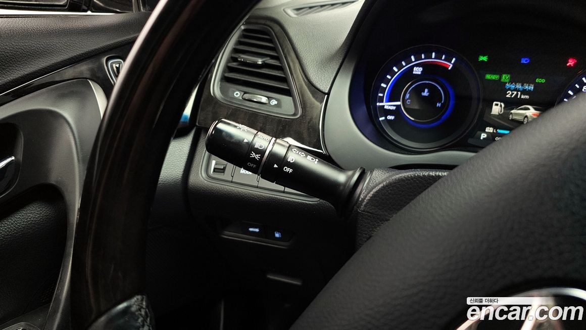 Hyundai Grandeur 2015