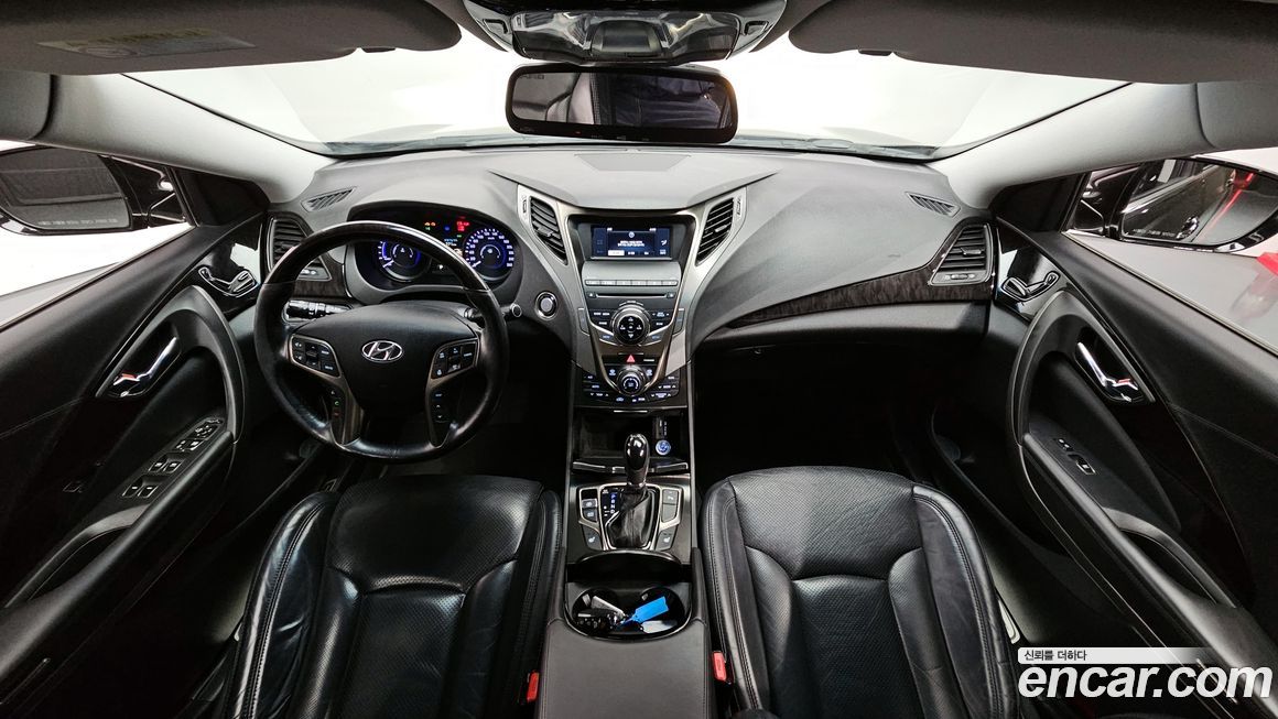 Hyundai Grandeur 2015