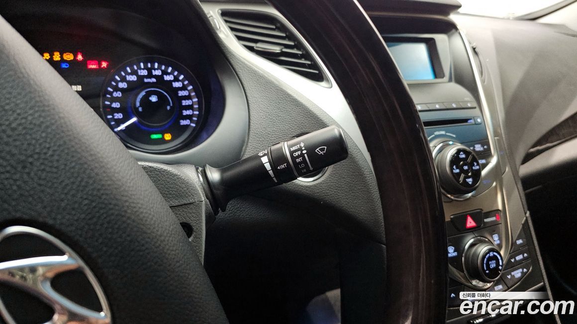 Hyundai Grandeur 2015