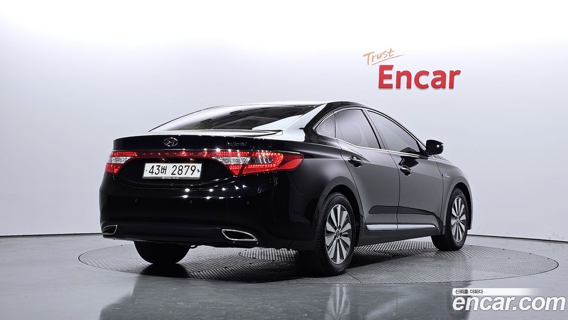 Hyundai Grandeur 2015