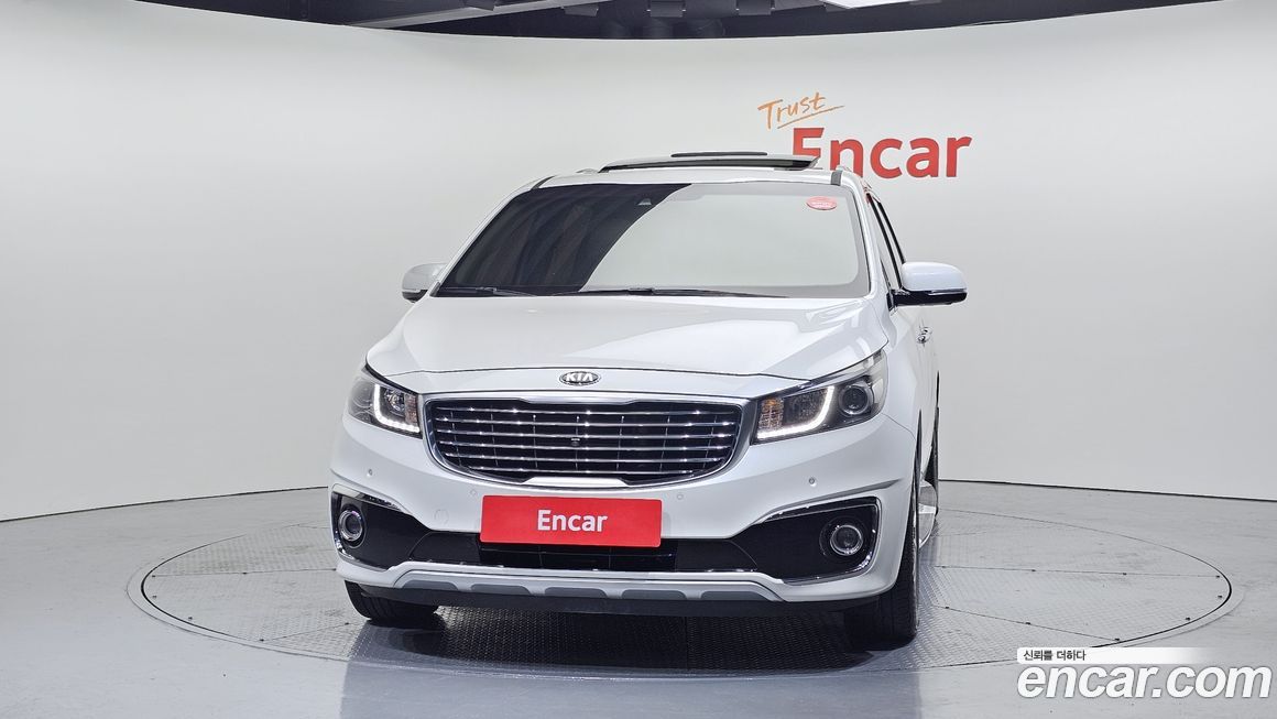 Kia Canival 2015