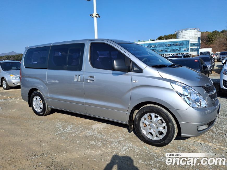 Hyundai Starex 2015