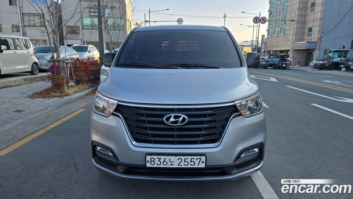 Hyundai Starex 2020