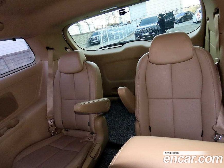 Kia Canival 2019