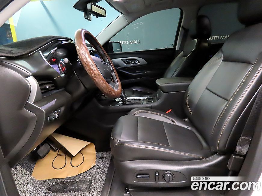 ChevroletGMDaewoo Traverse 2021