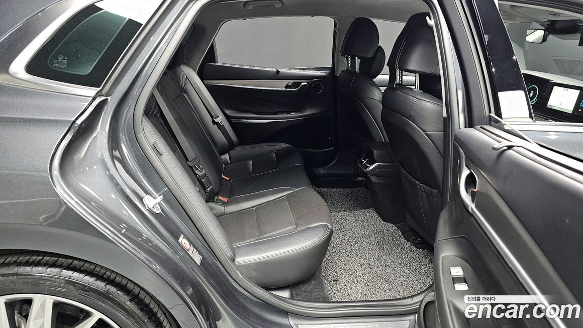 Hyundai Grandeur 2021