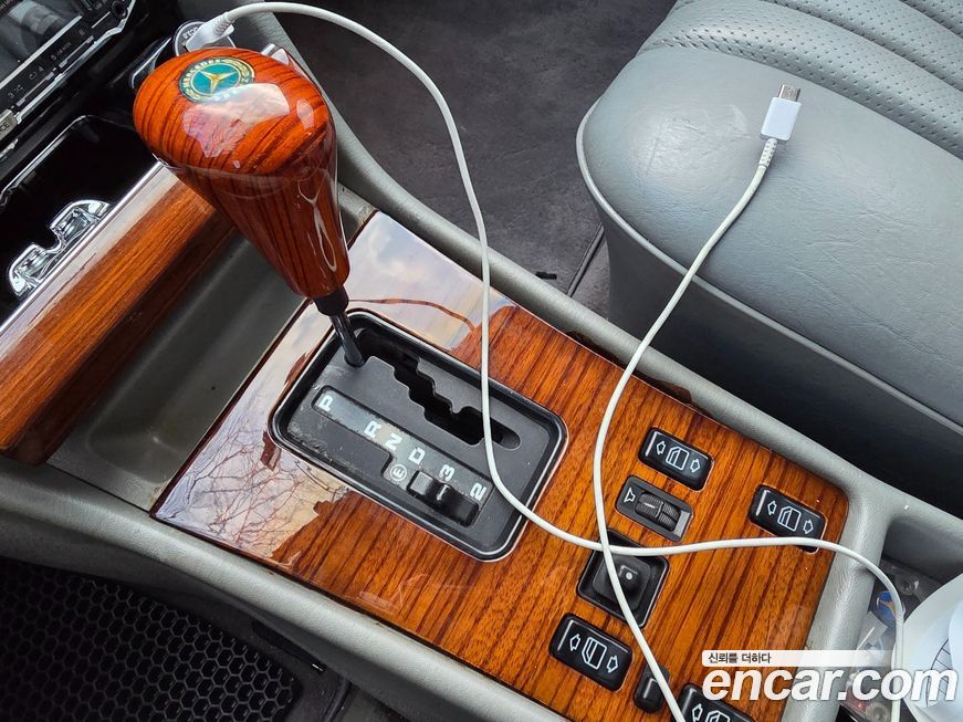 Mercedes-Benz SEL/SEC 2001